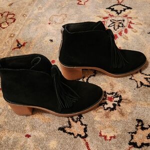 Ugg black suede Corin booties with fringe size 7
